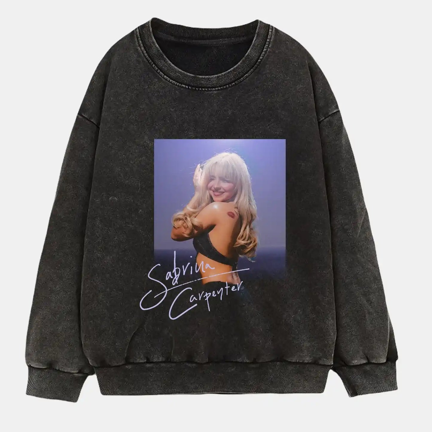 SABRINA CARPENTER 2025 WEAR