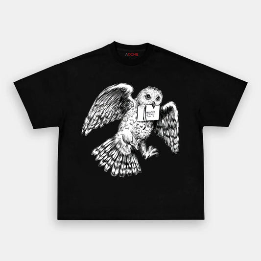 Hedwig the superb owl. T-Shirt