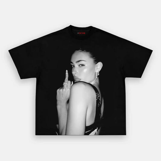 Madison beer finger Wear