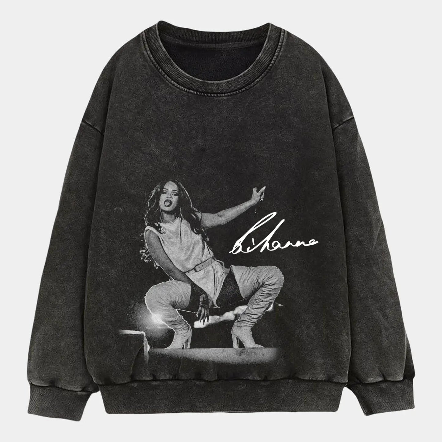 RIHANNA wear