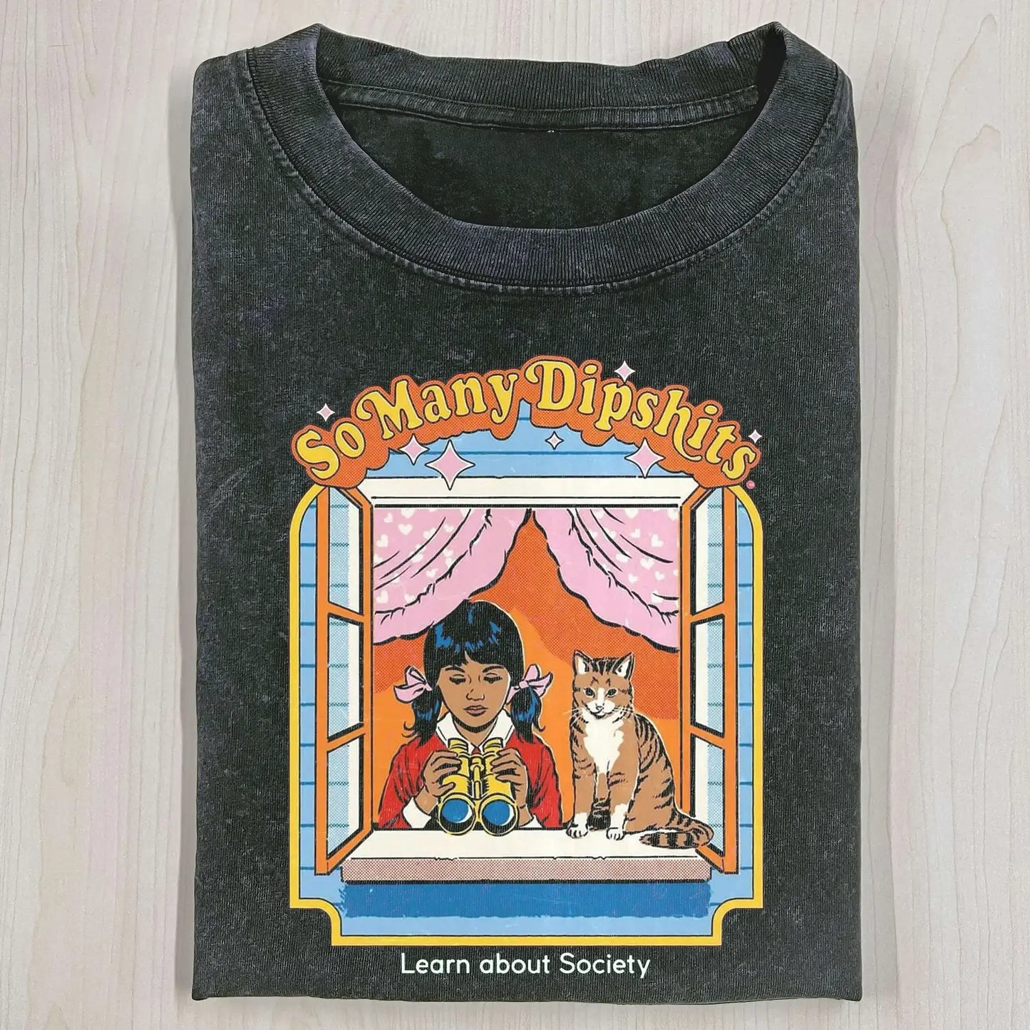 THEY’RE ABSOLUTELY EVERYWHERE KITTY! T-SHIRTS