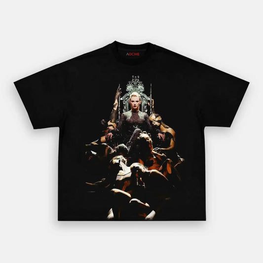 Taylor Swift throne Wear